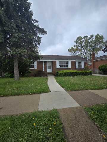 915 Cleophus Parkway, Lincoln Park, MI 48146