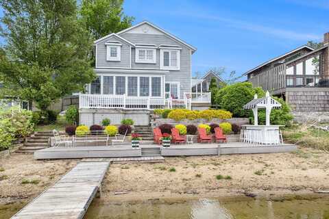 568 Lyon Lake Road, Marshall, MI 49068