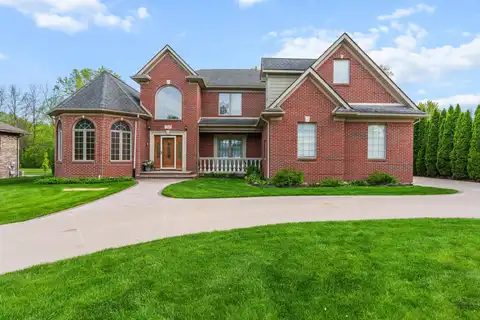 1348 Larayne Drive, Troy, MI 48085