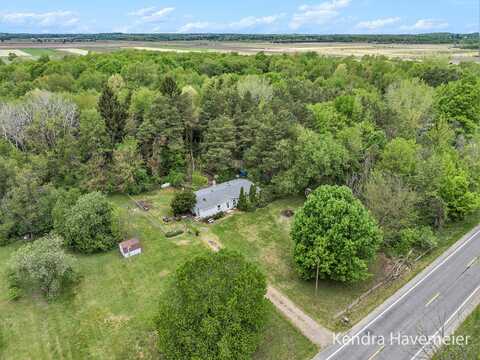 1912 57th Street, Fennville, MI 49408