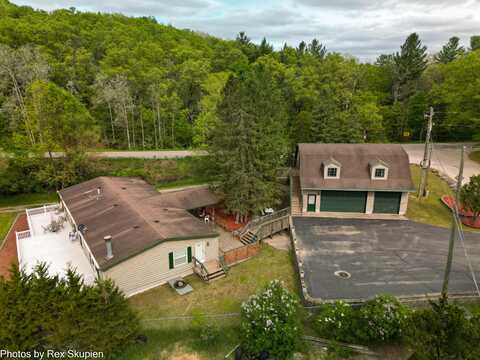 5705 Centerline Road, Newaygo, MI 49337