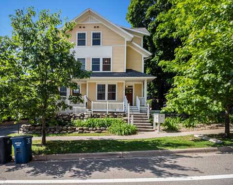 922 Catherine Street, Ann Arbor, MI 48104