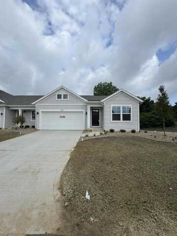 1537 N Village Circle, Kalamazoo, MI 49009