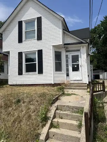 939 Baraga Street NE, Grand Rapids, MI 49503