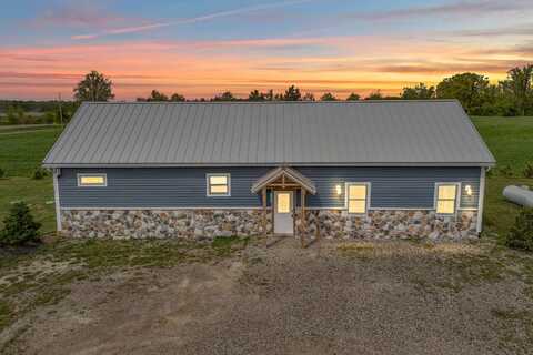8210 Burt Road, Pittsford, MI 49271