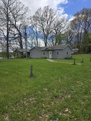 17769 Paradise Lake Road, Vandalia, MI 49095