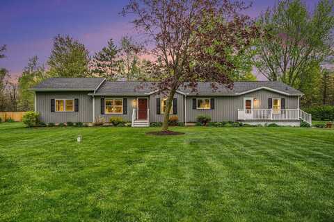 53746 Stevens Lane, Three Rivers, MI 49093