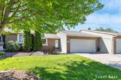 940 Laketown Drive, Holland, MI 49423