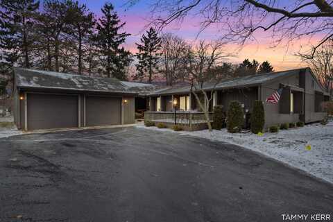 794 Brook Village Court, Holland, MI 49423