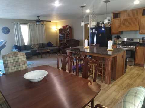 3717 Cypress, Jackson, MI 49201