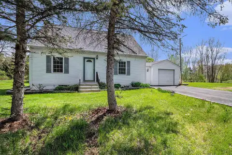 3175 Kalmbach Road, Grass Lake, MI 49240