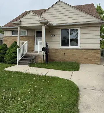 2072 Goddard Road, Lincoln Park, MI 48146