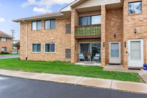 29568 Clarita Street, Livonia, MI 48152