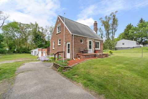 142 Maple Road, Michigan Center, MI 49254