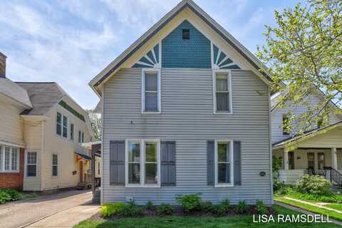 88 W 12th Street, Holland, MI 49423