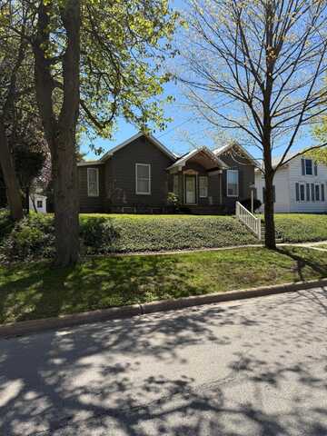 479 Fourth Street, Manistee, MI 49660