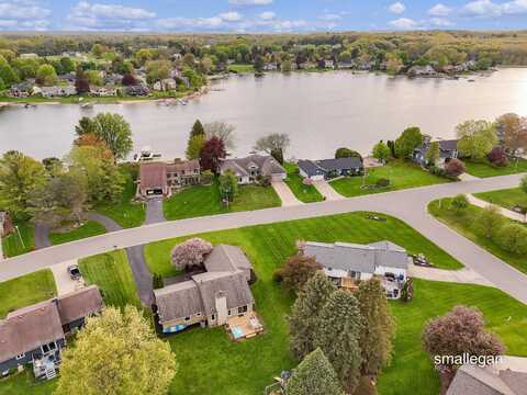 6968 Camino Del Rey Drive NE, Rockford, MI 49341