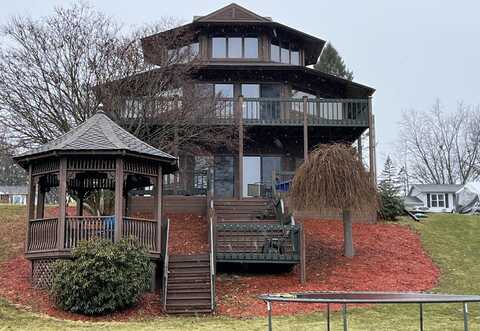 490 Skyline Drive, Horton, MI 49246