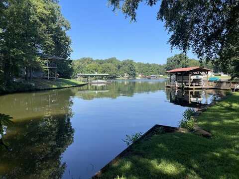 409 Ridgewood Drive, Waterloo, SC 27384