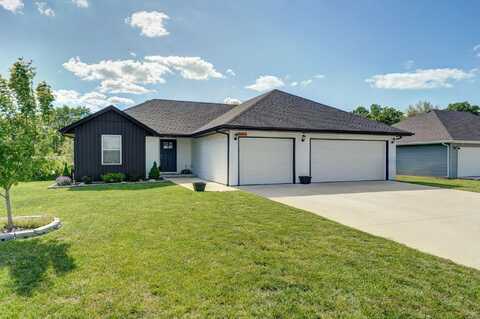 561 Hudson Avenue, Republic, MO 65738