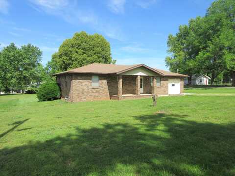 301 S Walnut Street, Walnut Grove, MO 65770