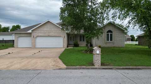 2361 W Heritage Street, Bolivar, MO 65613