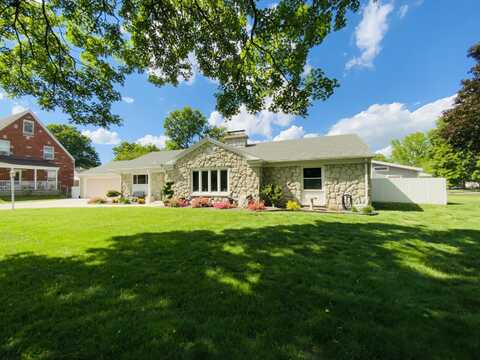 959 E University Street, Springfield, MO 65807