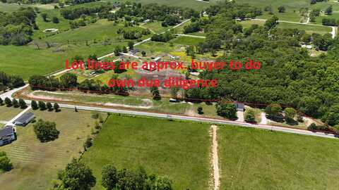 4181 S 105th Road, Bolivar, MO 65613