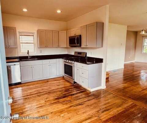 617 Susquehanna Avenue, Olyphant, PA 18447