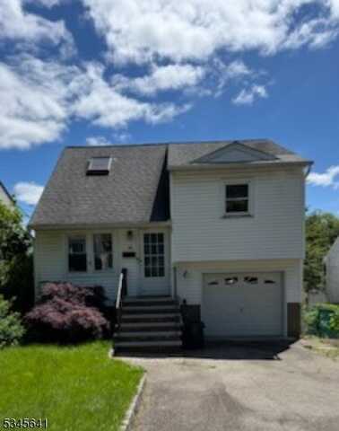 48 Dacotah Ave, Whippany, NJ 07034