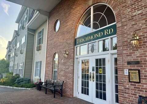 7101 Richmond Rd, West Milford, NJ 07480