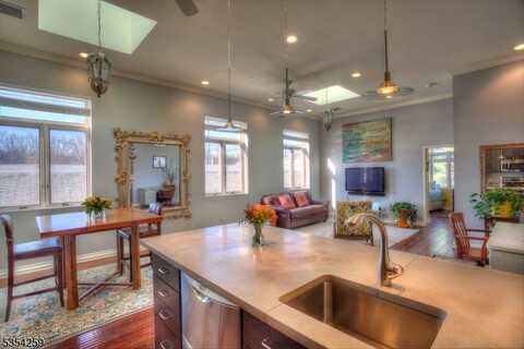 undefined, Gladstone, NJ 07934