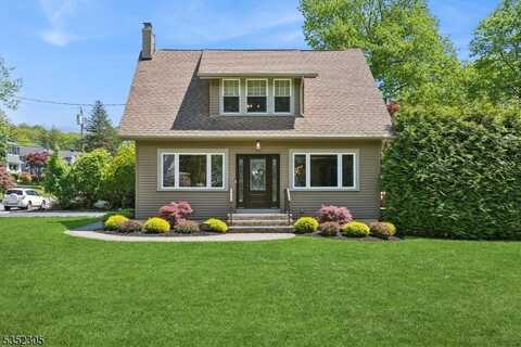 100 Mountain Ave, North Caldwell, NJ 07006