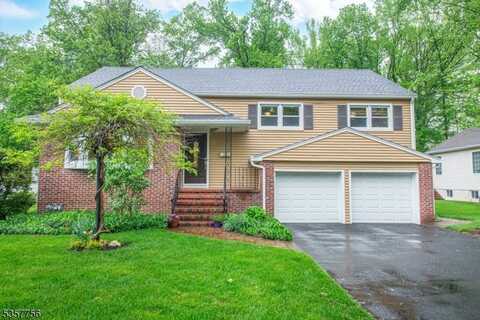 33 Christy Ln, Springfield, NJ 07081