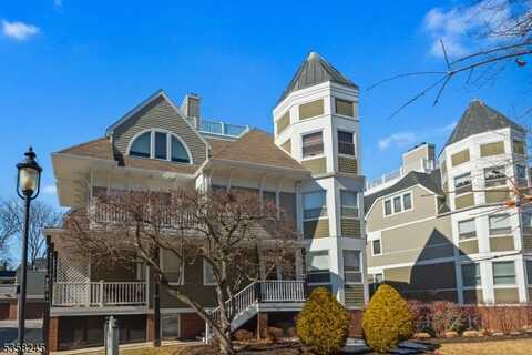 22 Franklin Pl, Morristown, NJ 07960