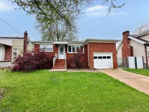 424 Martin St, Roselle, NJ 07203