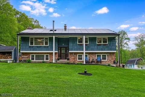 1011 Stillwater Rd, Stillwater, NJ 07860
