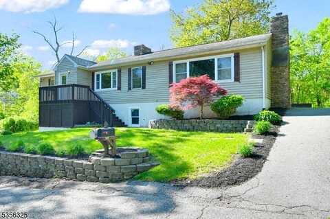 1 Norwood Rd, West Milford, NJ 07421