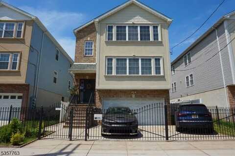281 Morris Ave, Newark, NJ 07103