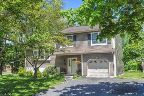 201 4th Ave, Hackettstown, NJ 07840