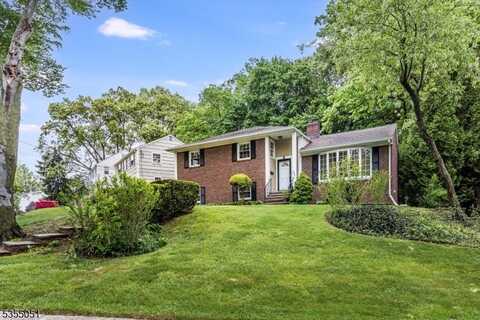 245 Essex Ave, Bloomfield, NJ 07003