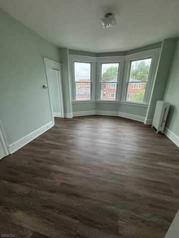 54 42Nd St, Irvington, NJ 07111