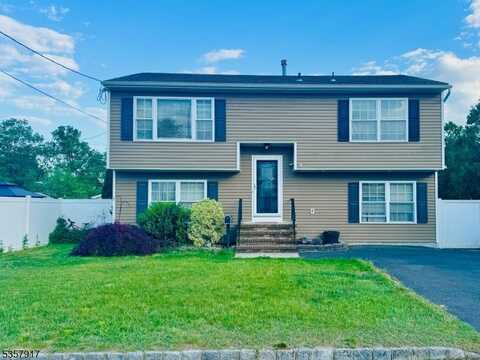 9 Shupin St, Spotswood Boro, NJ 08884