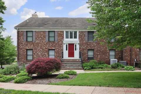 4 Sunrise Dr, Hilltop, NJ 07933