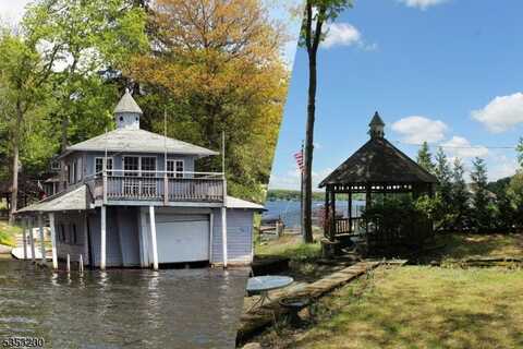 221 S New Jersey Ave, Jefferson Twp., NJ 07849
