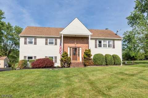 62 Lazy Brook Rd, Readington, NJ 08822
