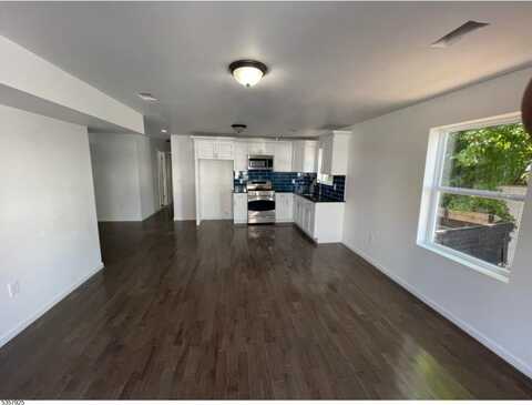 152 Sherman Ave, Newark, NJ 07114