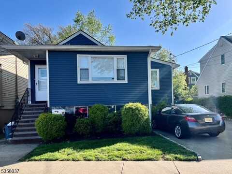 260 Maple Ave, Wallington, NJ 07057