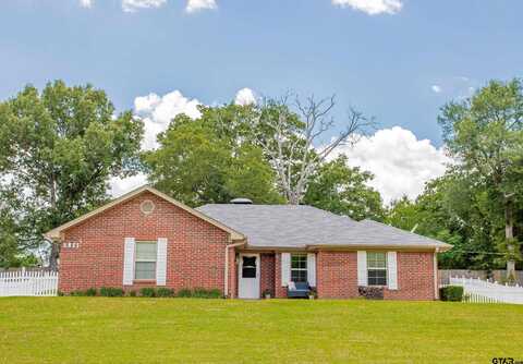 8811 Pheasant Dr., Chandler, TX 75758