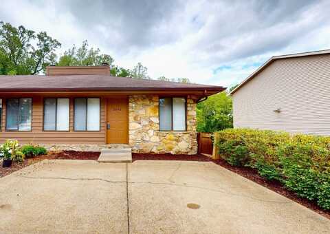 6046 East Pea Ridge Road, Huntington, WV 25705